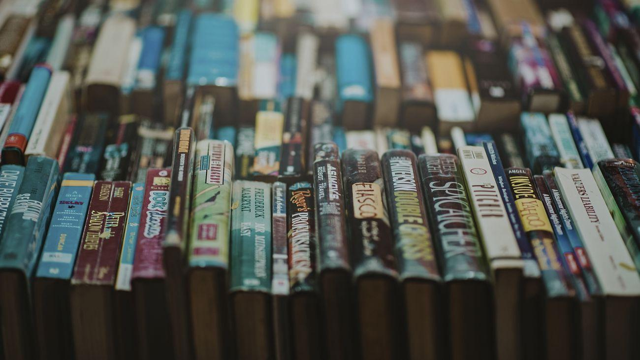 Designing a Stunning Book Cover for Your Fiction Novel: A Comprehensive Guide