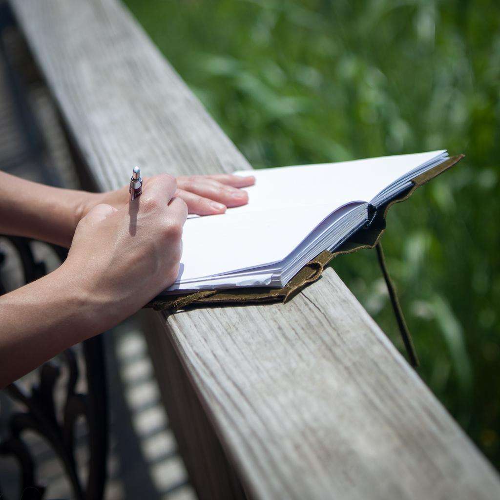 The Benefits of Keeping a Garden Journal and How to Get Started